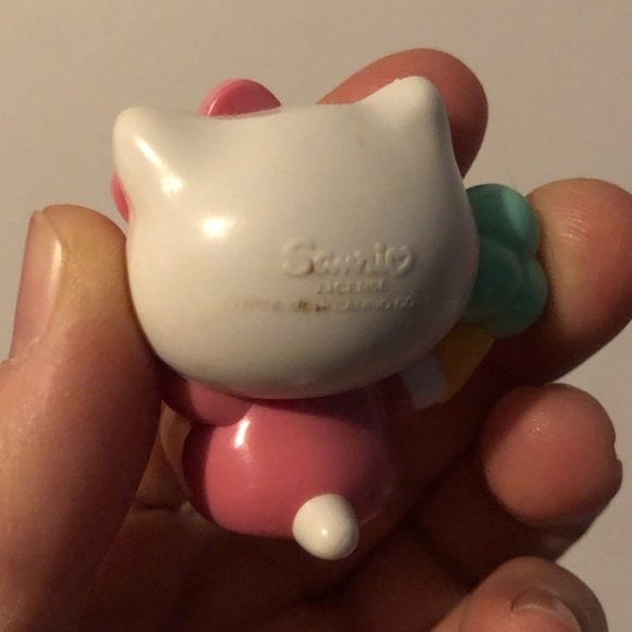Hello Kitty Figure - Picture 2 of 2